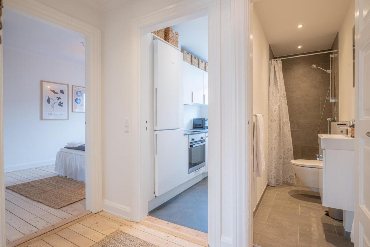 Newly Renovated 1-Bed Apartment In Aalborg Zewnętrze zdjęcie