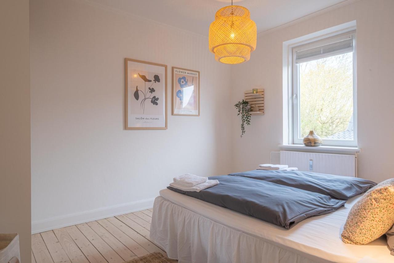 Newly Renovated 1-Bed Apartment In Aalborg Zewnętrze zdjęcie